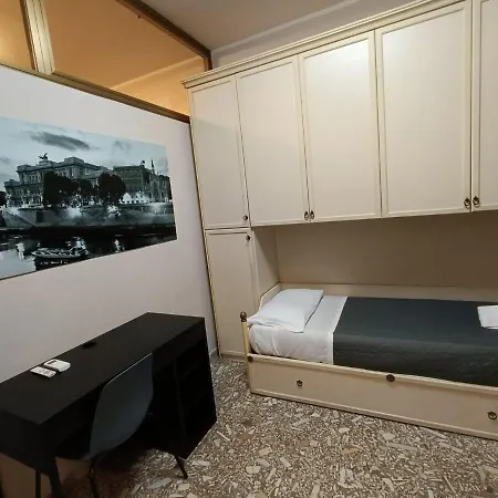 A Casa Di Lo Apartment